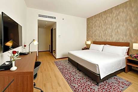 King Room - Non-Smoking