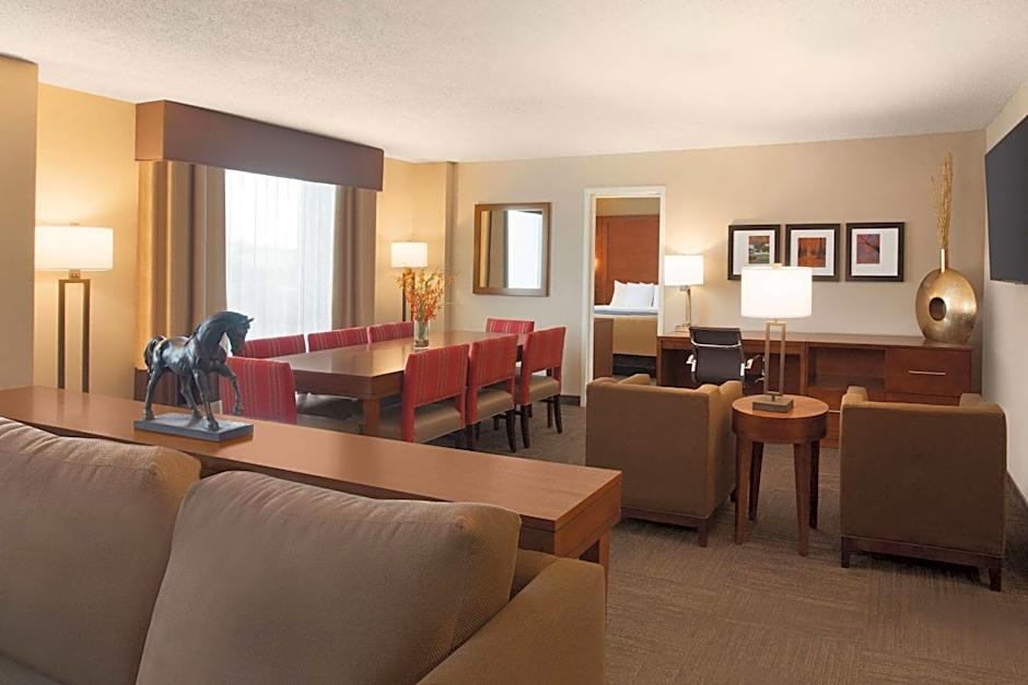 Comfort Inn & Suites Presidential