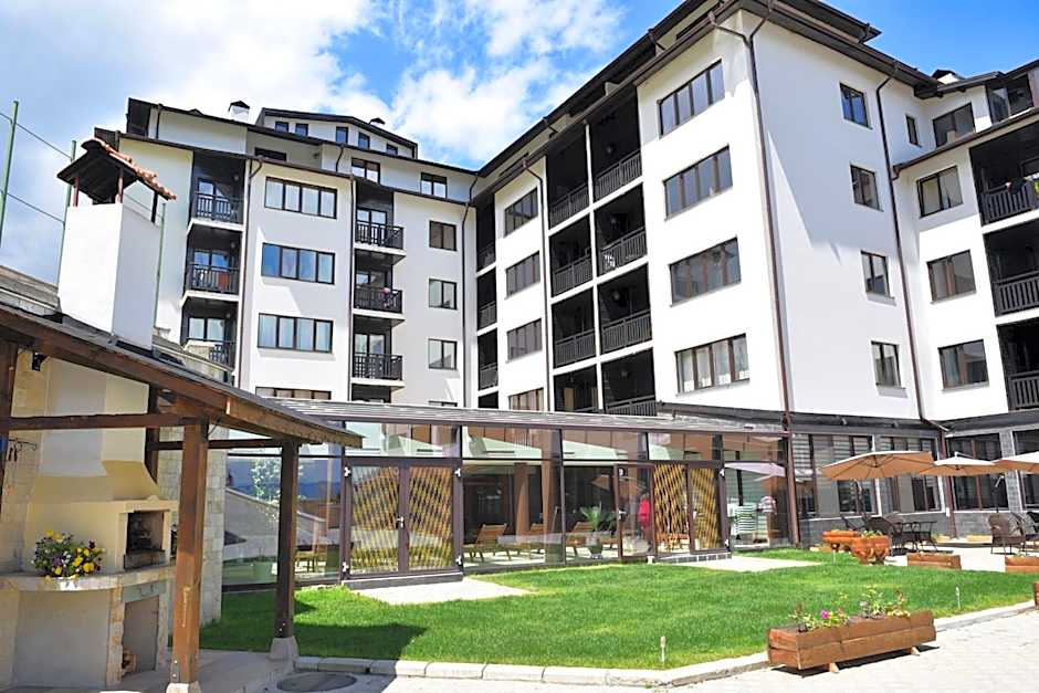 Royal Bansko Family Apart Hotel - All Inclusive Light or Half Board & Drinks With Heated Indoor Pool & Jacuzzis
