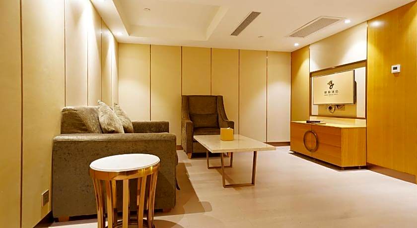 Royal Dragon Hotel