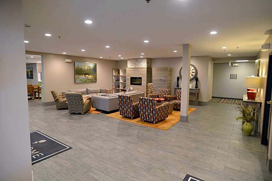 Country Inn & Suites by Radisson, Duluth North near Airport