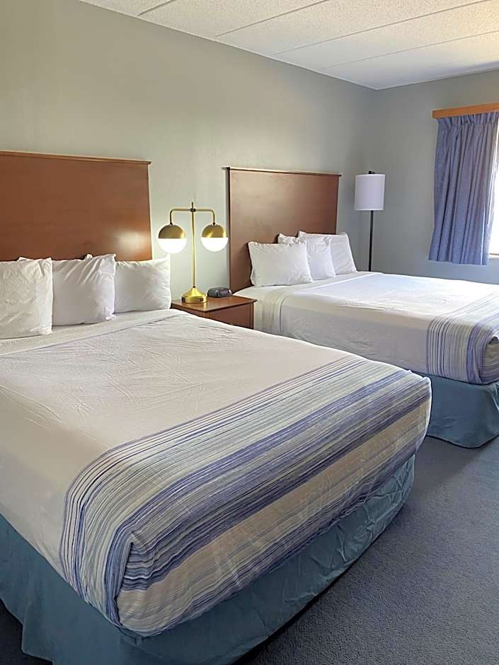 AmericInn by Wyndham Webster City