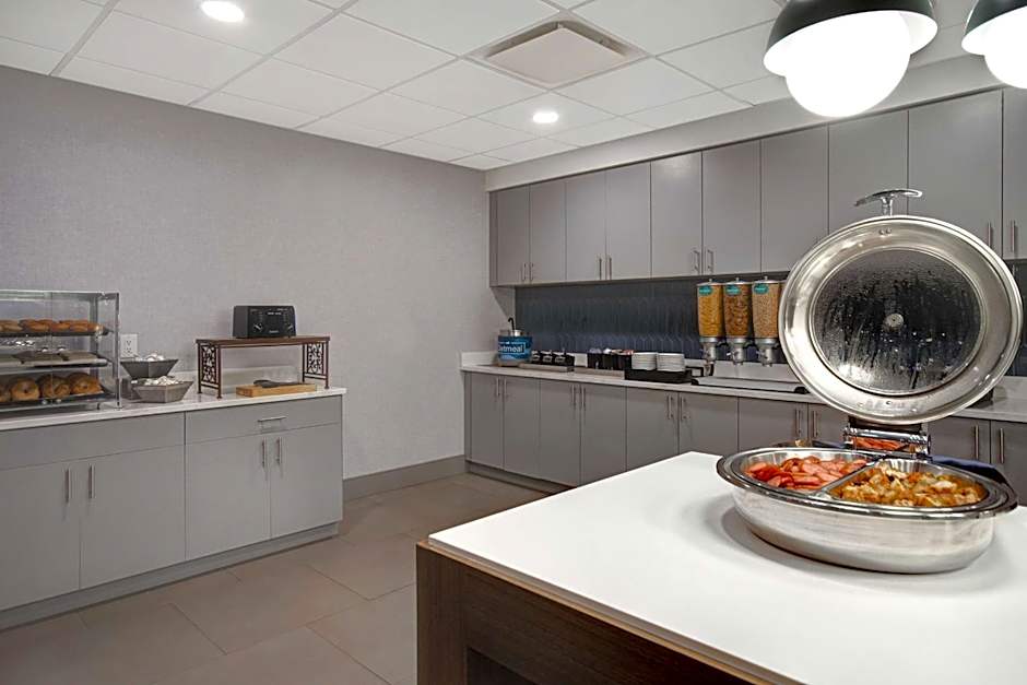 Homewood Suites by Hilton Lexington-Hamburg
