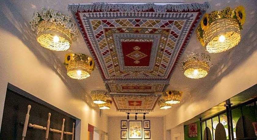 Amman Trail Hotel & Studios