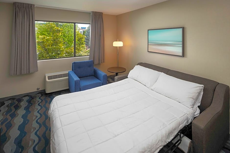 Accent Inn Vancouver Airport