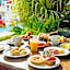 El Aram Beach & Convention