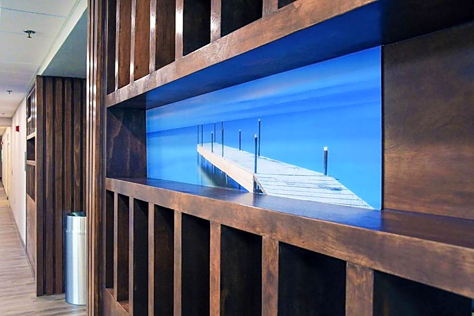 Comfort Inn & Suites NW Milwaukee