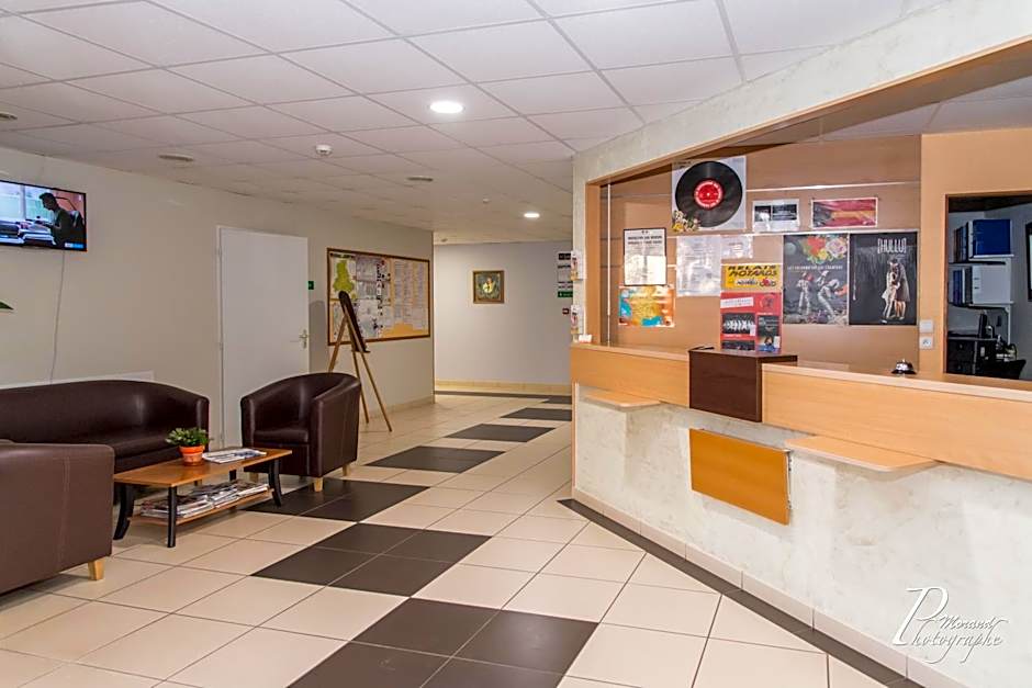 Hôtel Azur Saint Junien Cit'Hotel