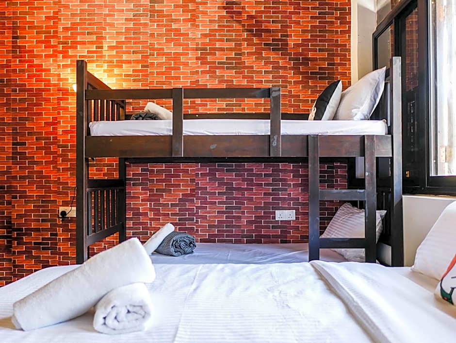 Carnarvon Antique Loft