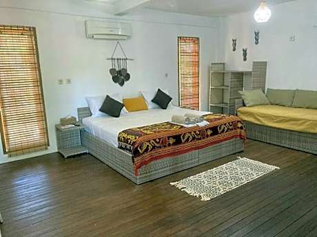 Deluxe Triple Room