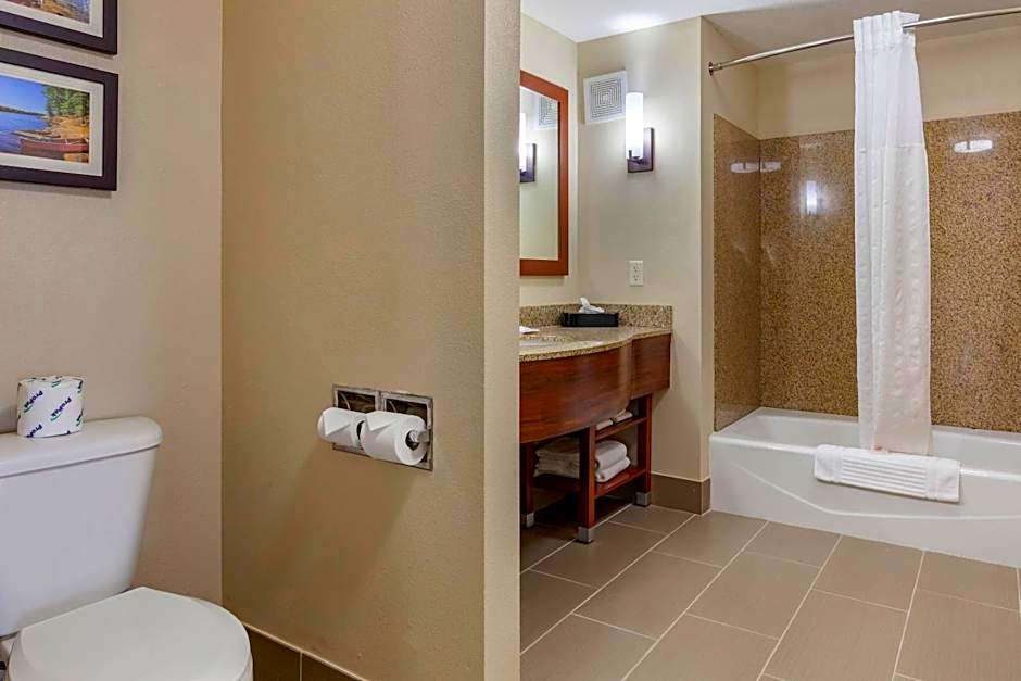 Comfort Suites Oshkosh