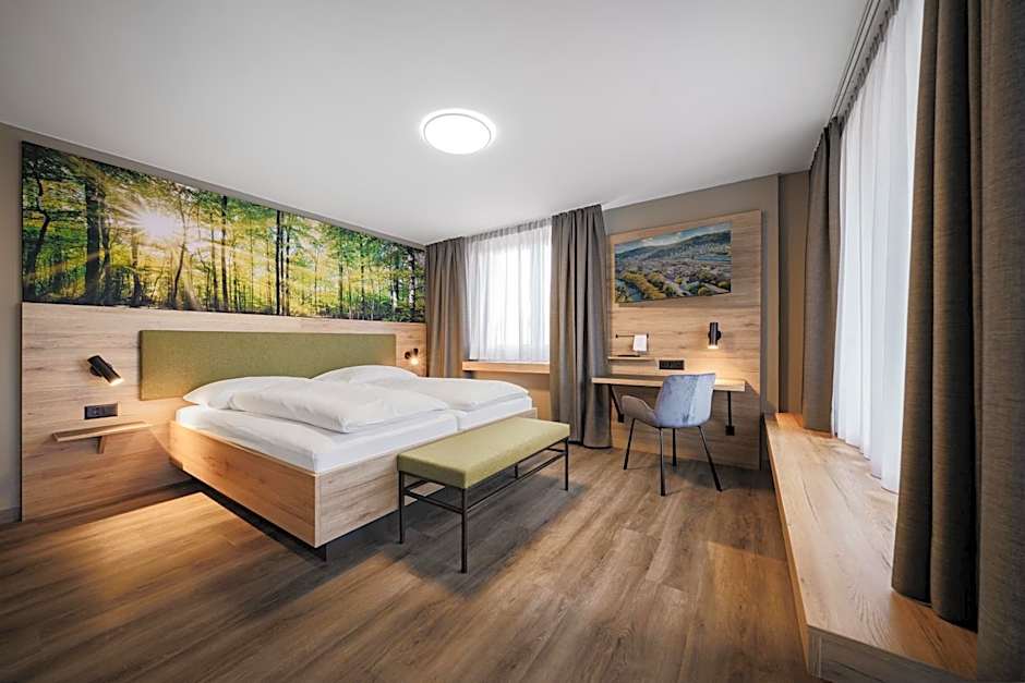 Hotel Linde - 24h Self Check-in