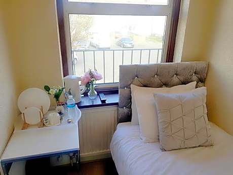Standard Single Room with Shared Bathroom