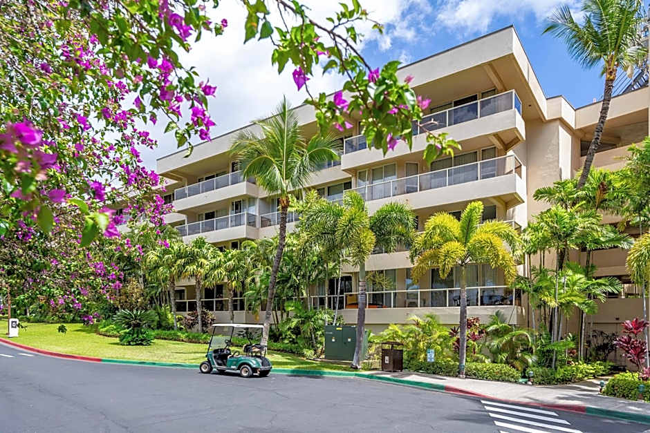 Central Kihei Gem! 3-Min Walk to the Beach & Shops