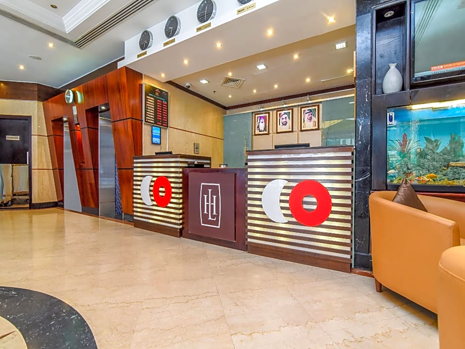 Landmark Summit Hotel