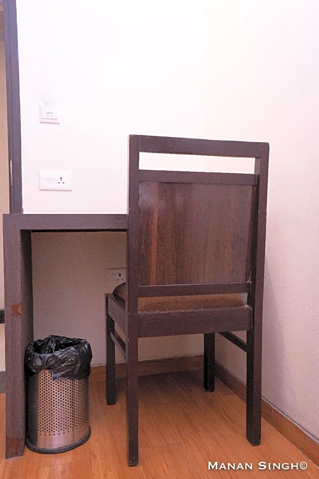 Hotel Samrat, Jabalpur