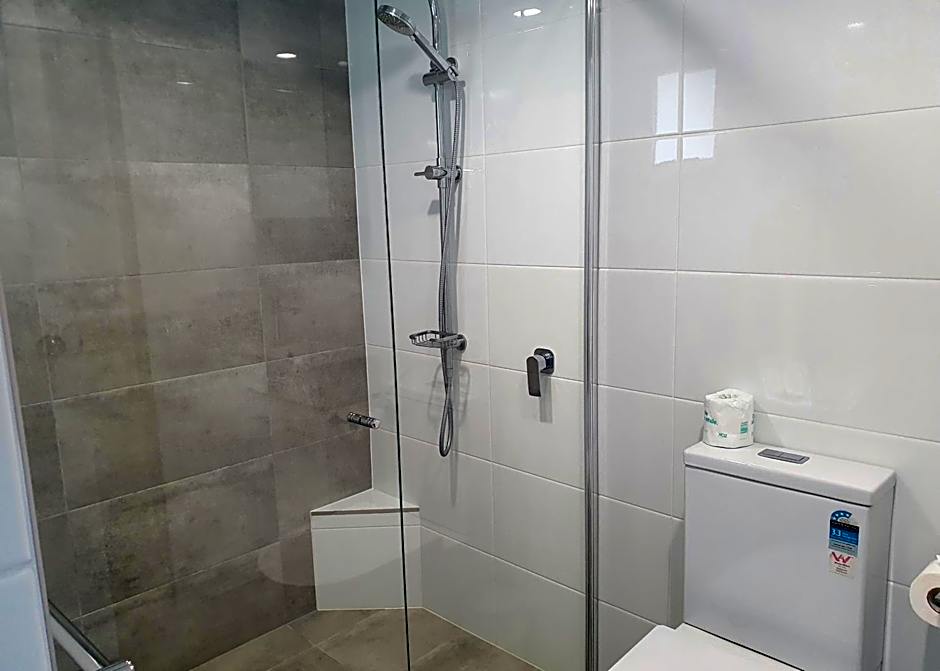 Pacific Surf Absolute Beachfront Apartments