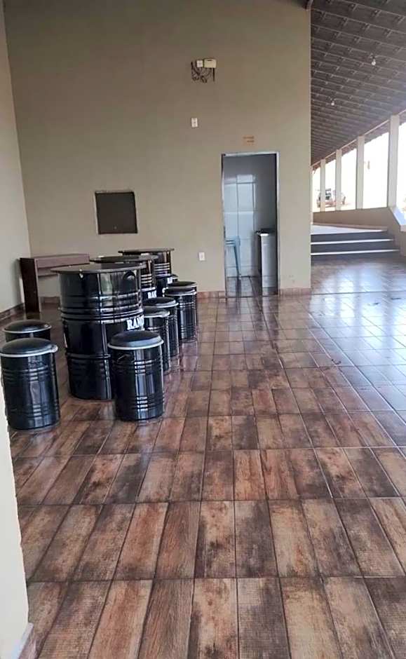 Otimo rancho com churrasqueira - Miguelopolis SP