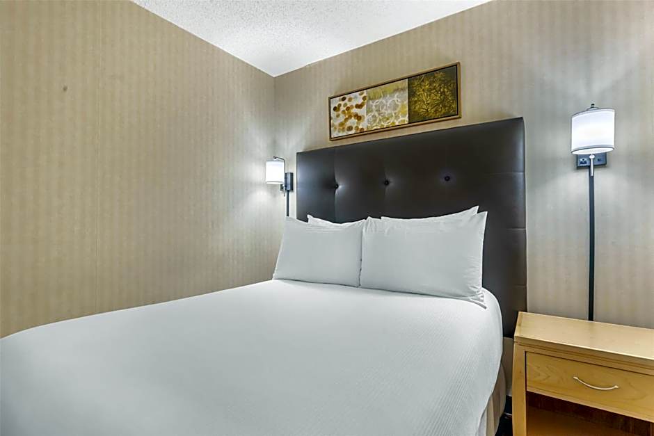 Best Western Cold Lake Inn