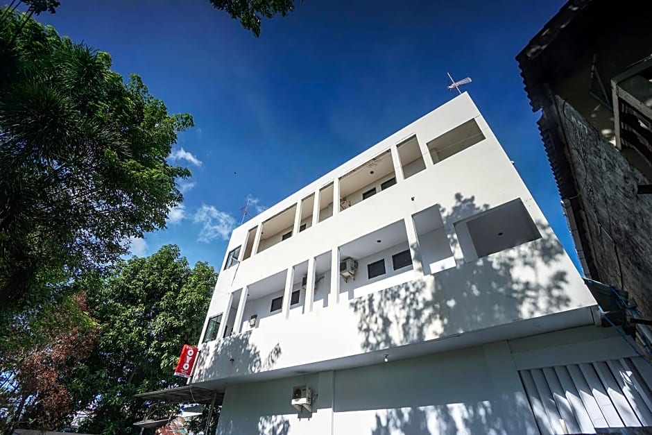 OYO 2566 Putri Kesia Rooms