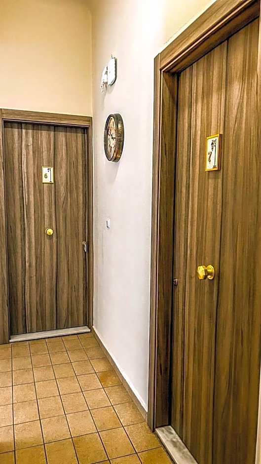 Central 9 Rooms
