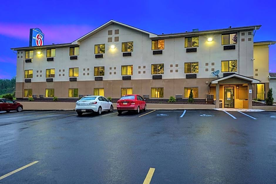 Motel 6-Montoursville, PA