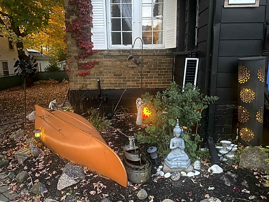 Blue Spruce Bed and Breakfast Muskoka