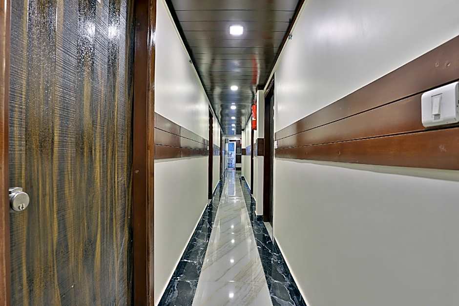 Hotel Shiv Villa by OYO – Ahmedabad, TN