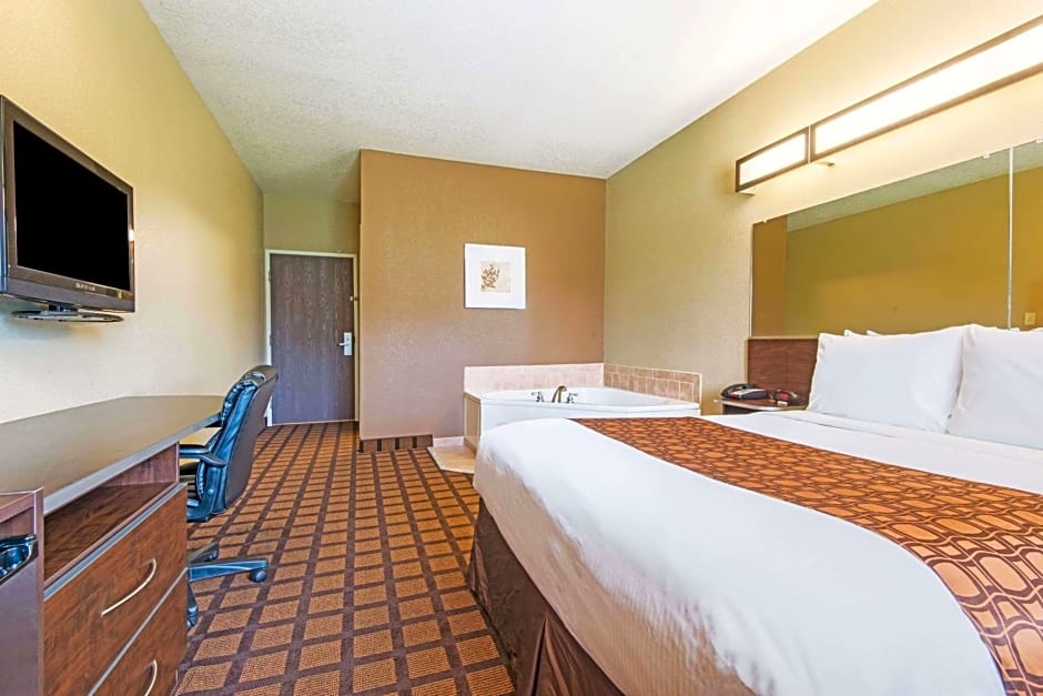Microtel Inn and Suites Montgomery