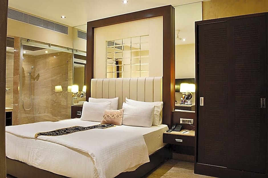 Hotel Emperor Palms
