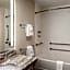 Holiday Inn Express & Suites East Greenbush(Albany-Skyline) By IHG