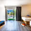 The Live Hotel