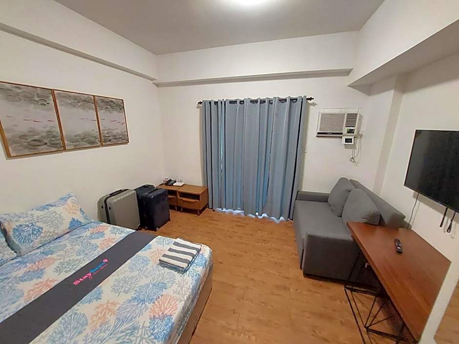 ANIA CONDO STAY