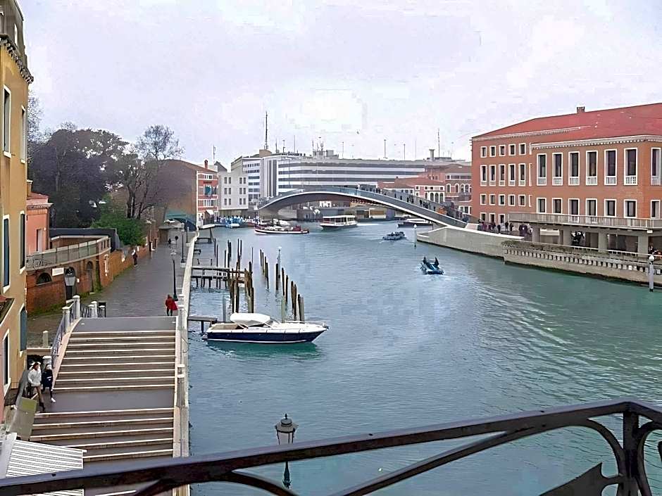 Hotel Canal & Walter