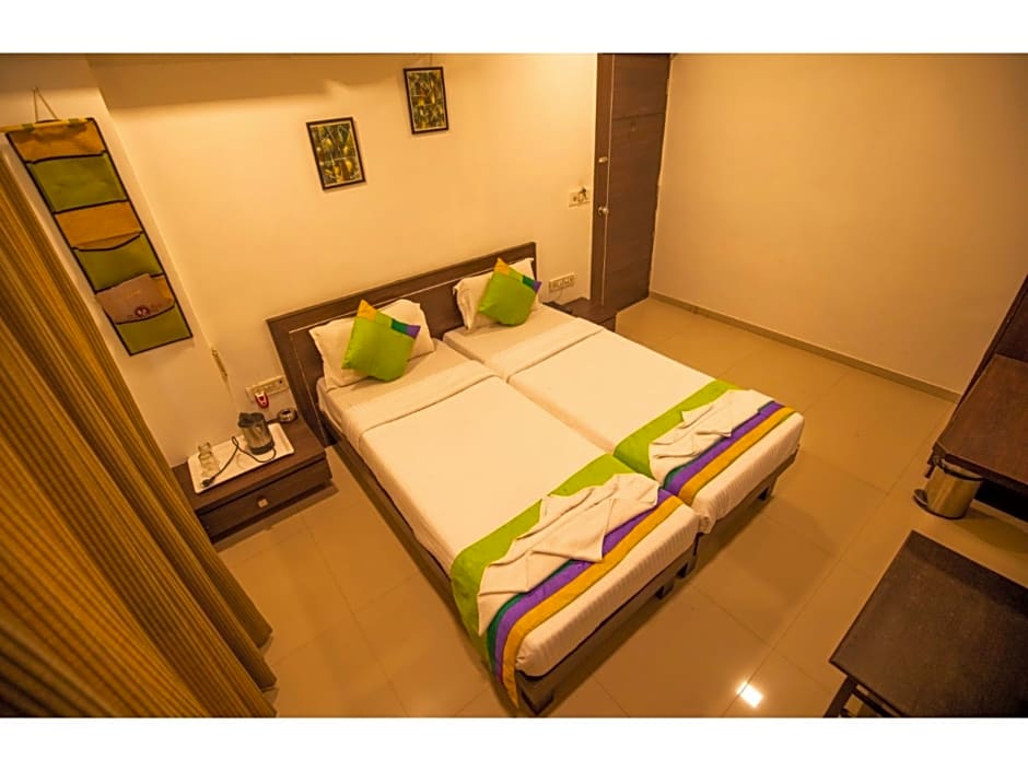 Hotel Shrimad Residency