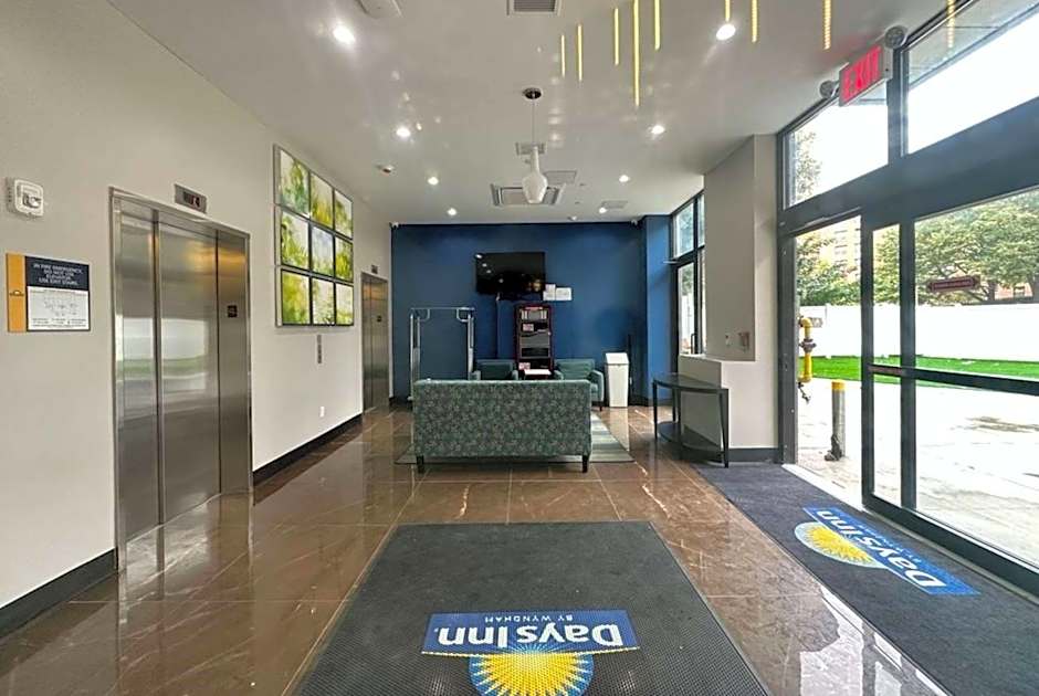 Days Inn by Wyndham Brooklyn Eastern Parkway