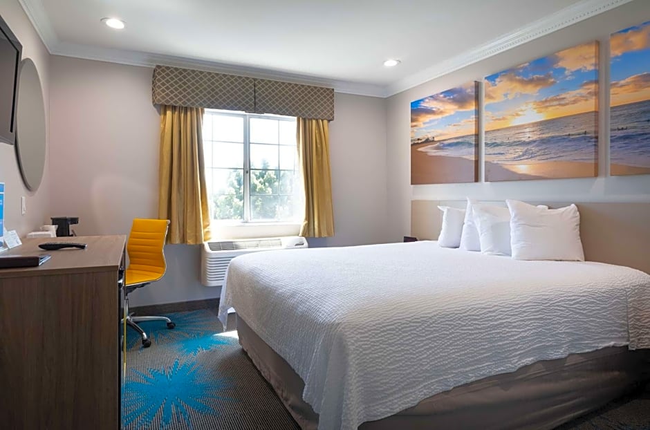 Days Inn by Wyndham Santa Monica