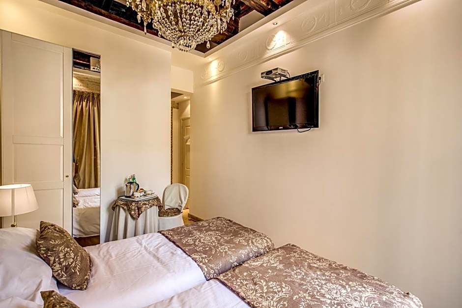 Pantheonview - Luxury Suites