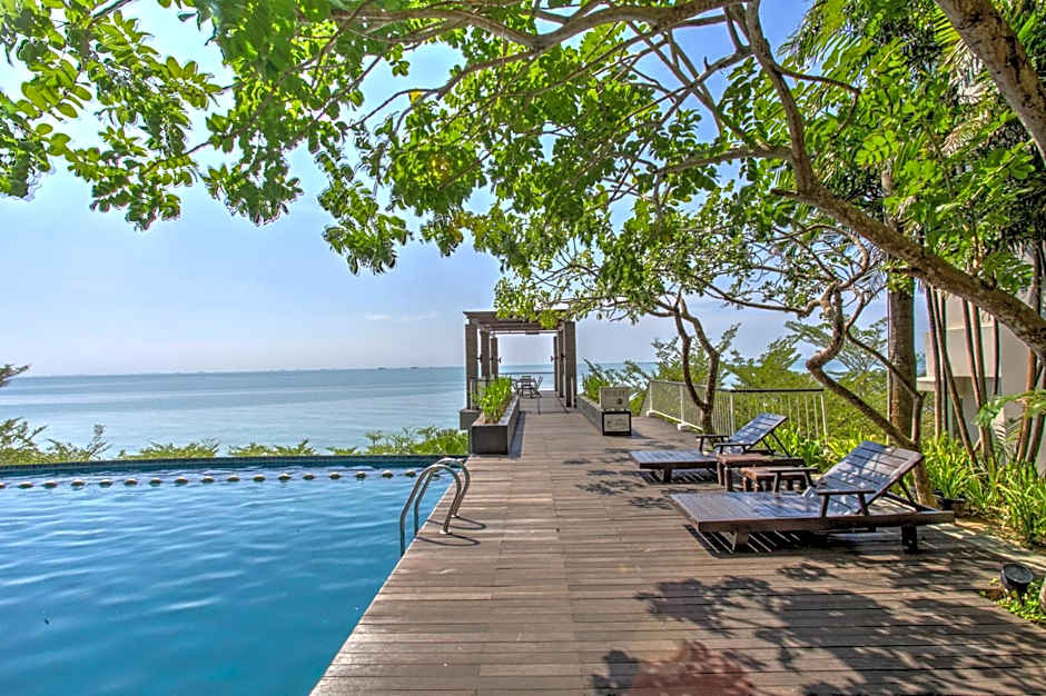 Golden Tulip Balikpapan Hotel & Suites