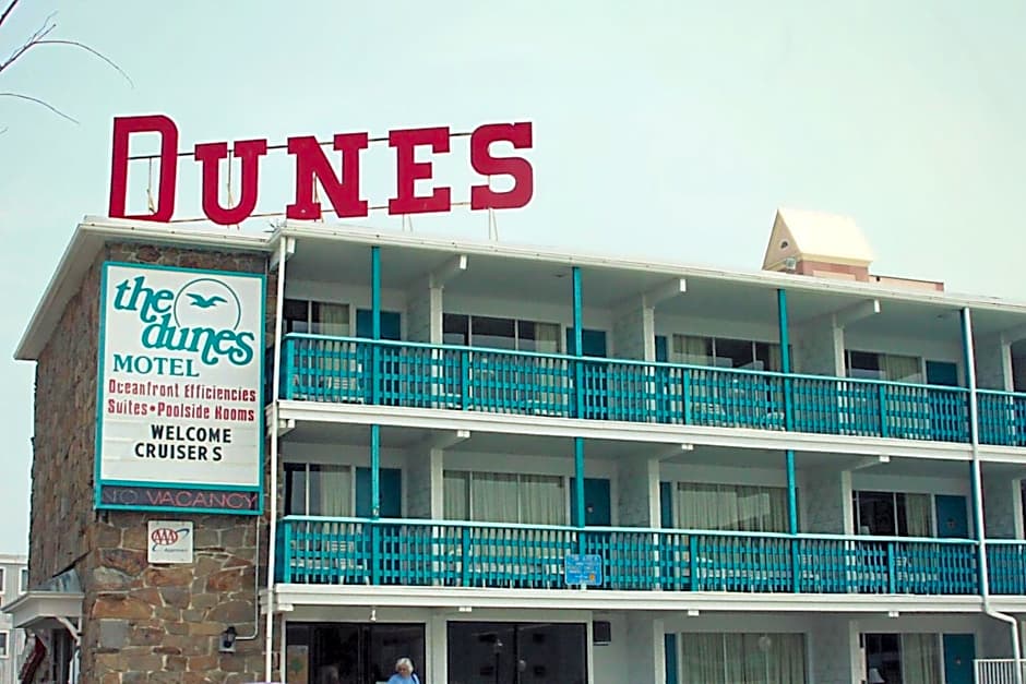 Dunes Court