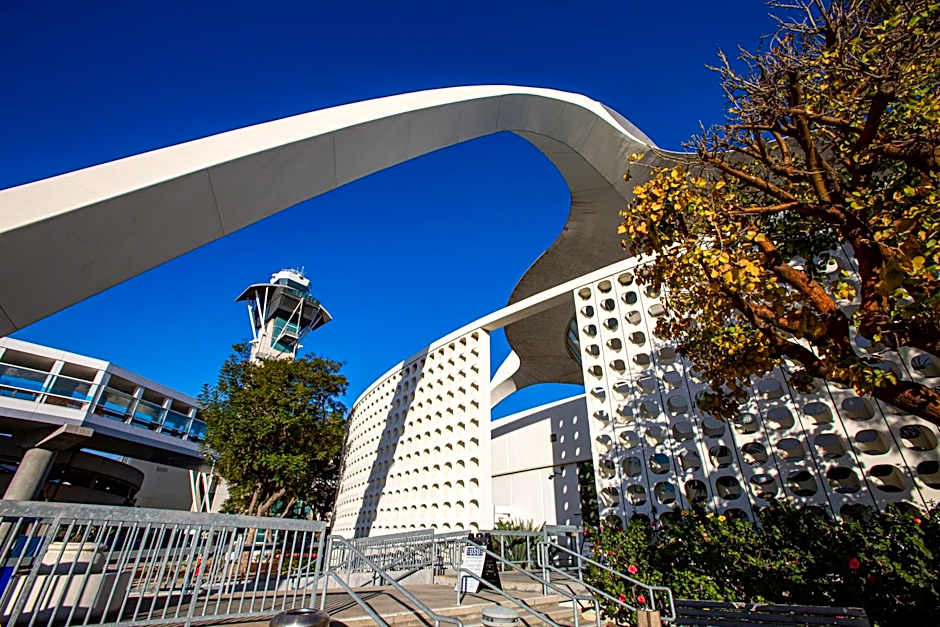 Super 8 By Wyndham Inglewood/LAX
