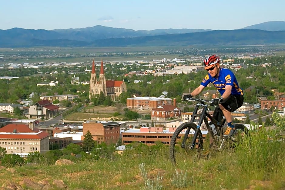Holiday Inn Express and Suites Helena By IHG