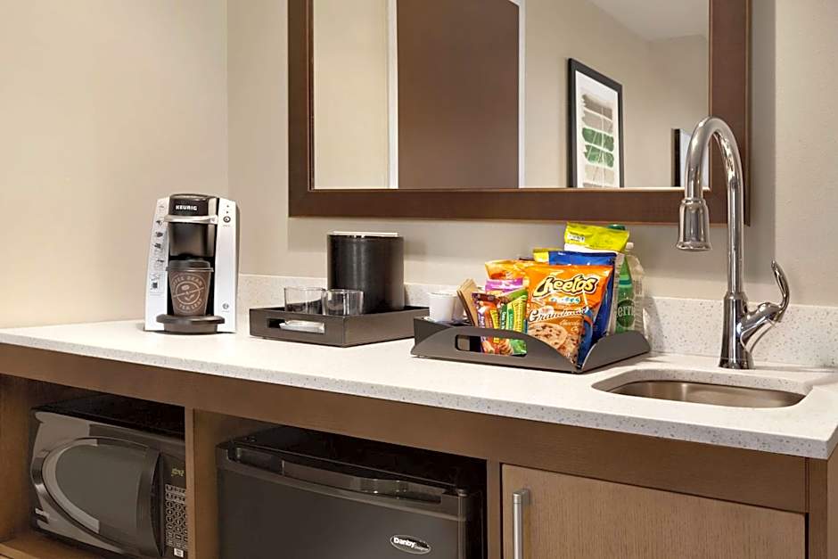 Embassy Suites By Hilton Wilmington Riverfront