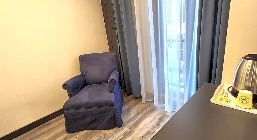 Shishly Palace Hotel