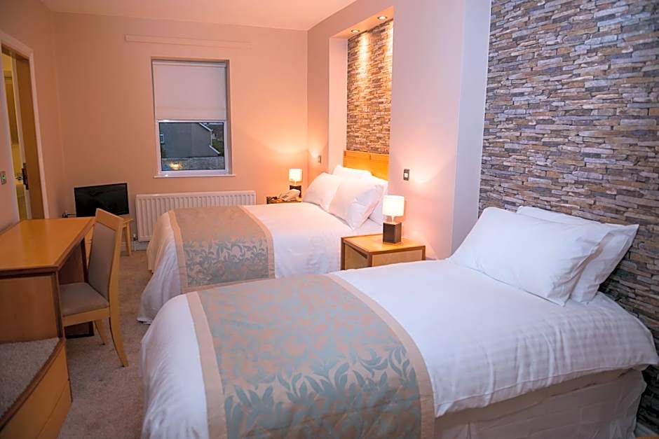 Kilmorey Arms Hotel