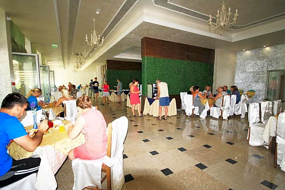 Kamenec Hotel