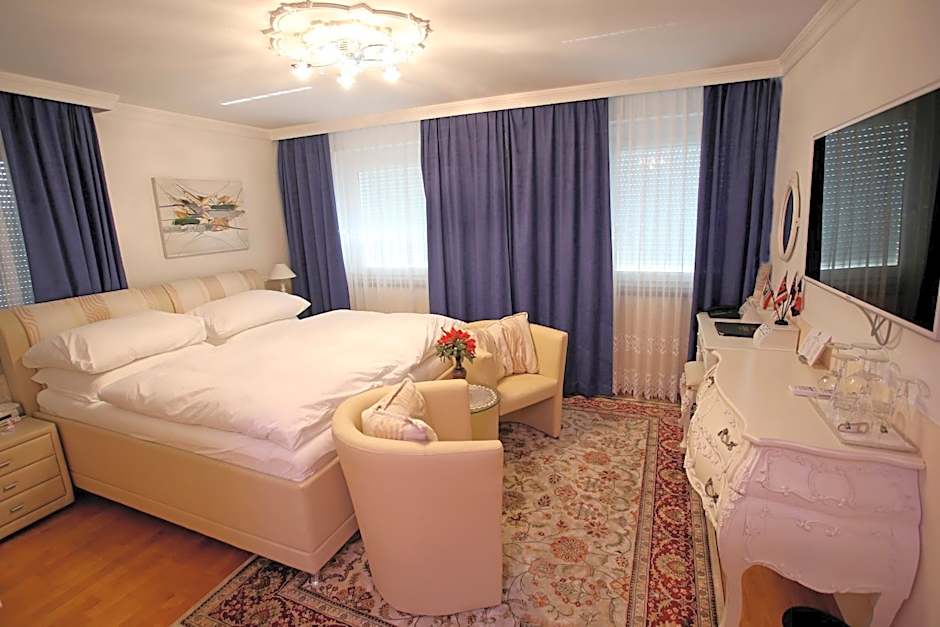 Höckner Plaza Hotel