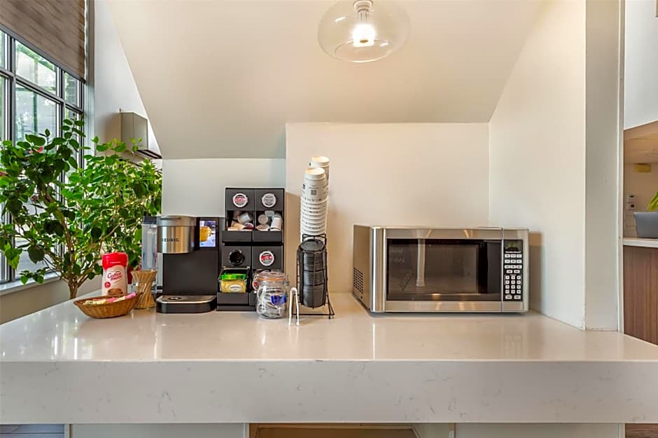 Best Western Smiths Falls Hotel