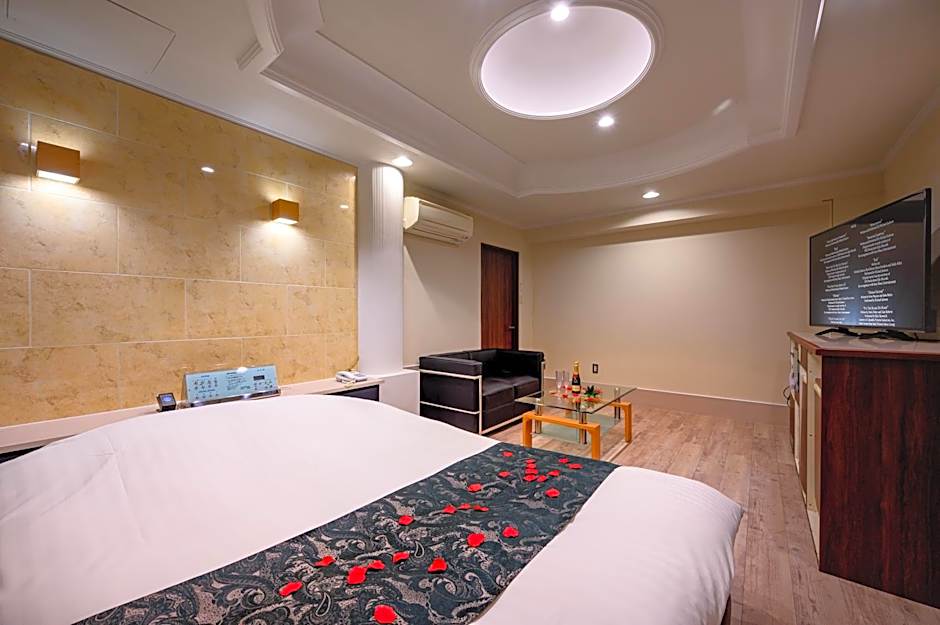 HOTEL MOBILIA (Adult Only)