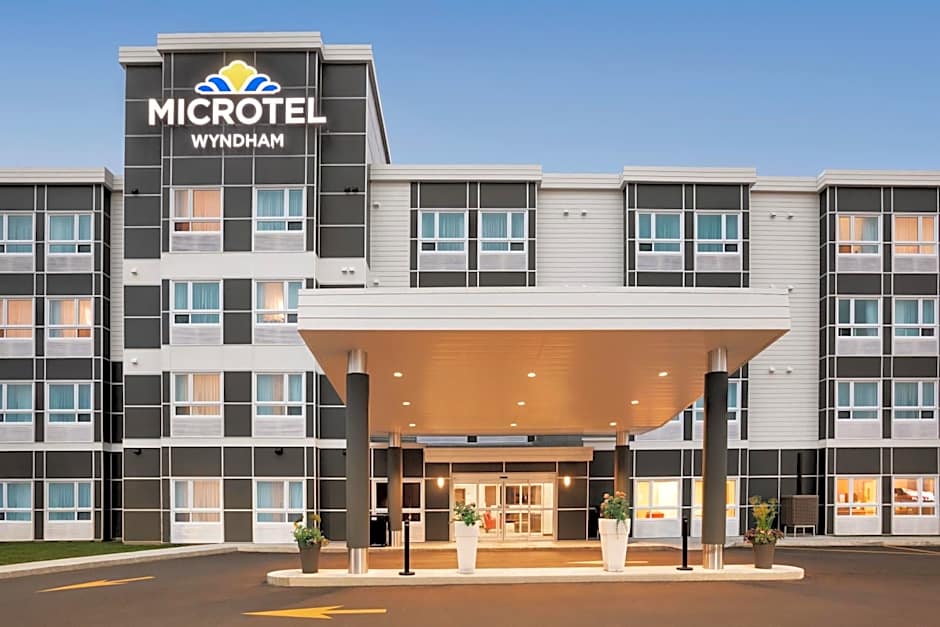 Microtel Inn and Suites by Wyndham Val d Or
